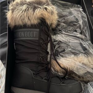 Moon Boot Black Winter Boots with Fur Trim